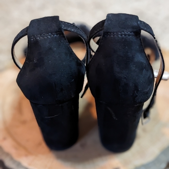 HOLIDAY Sexy Suede & Faux Fur Heel with Ankle Strap Sliver Buckle EUC! SZ 8.5 - Picture 5 of 11